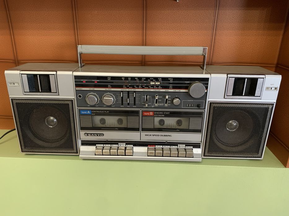 Магнітофон Sanyo MW220K