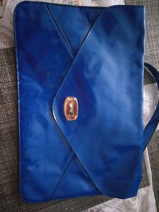 Damska torebka na ramię