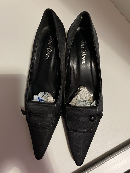 Buty na małym obcasie r 36 szpiczaste czółenka