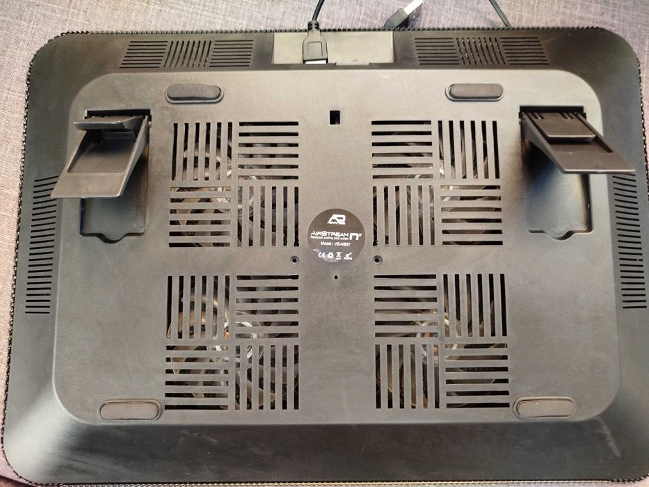 Base Refrigeradora Para Portátil. Cooler. Suporte Ventilado.