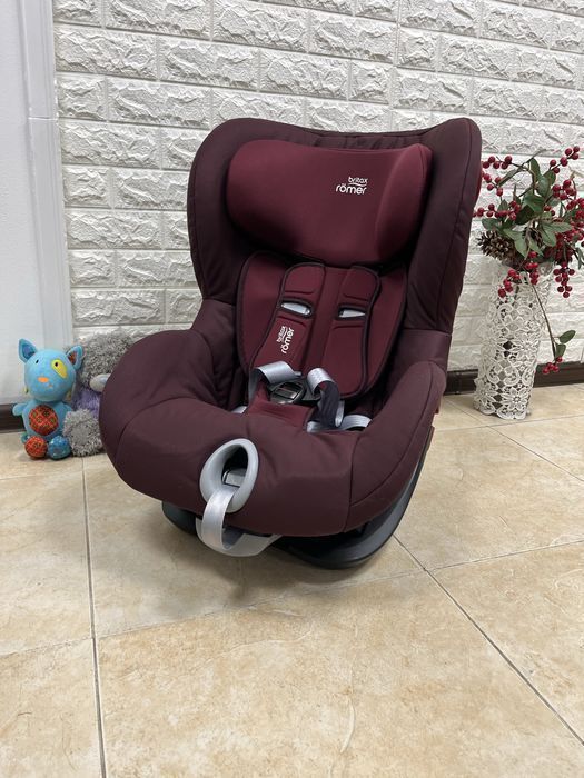 Автокрісло Britax Römer KING 2 Група 1 (9-18 кг)