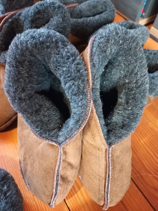 Теплі домашні чуні бурки всі разміри, чуні, тапки на овчині