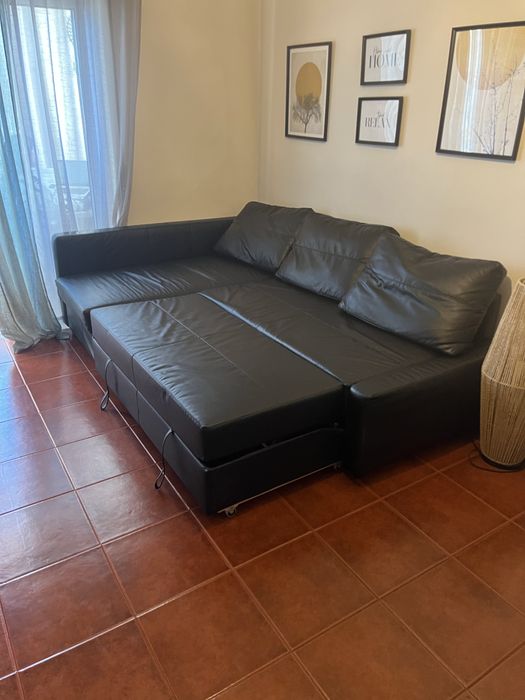 Sofá preto Friheten