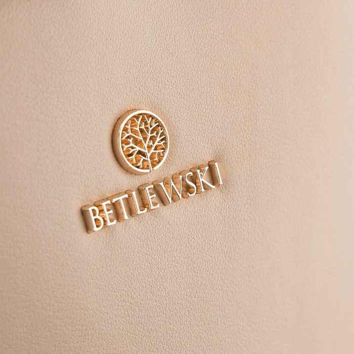 betlewski plecak damski mały elegancki z ekoskóry wygodny beżowy regulacja