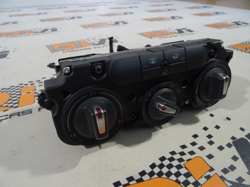 Comando chauffage / sofagem SEAT Leon (1P1)
