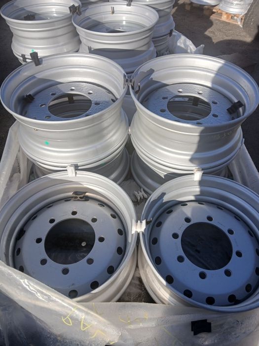 Felgi koła przyczepa rolnicza 22.5