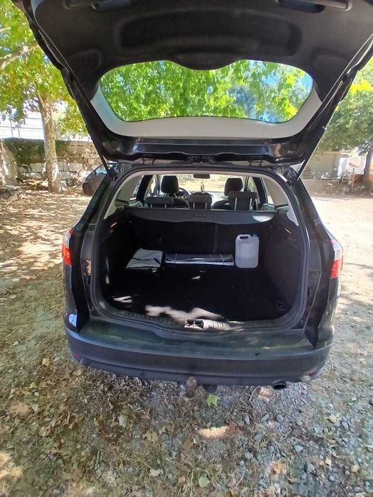 Ford Focus ecoboost em excelente estado
