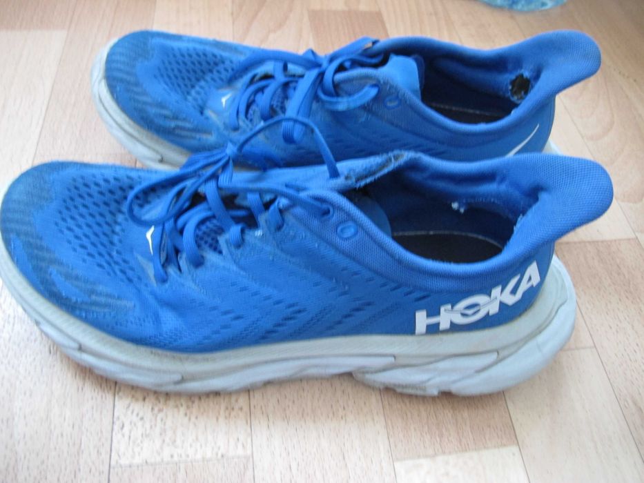 кросовки HOKA One