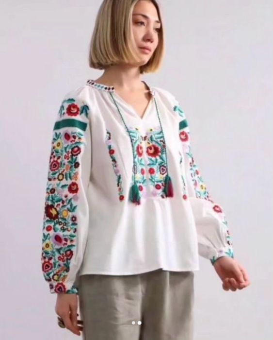 Вишиванка вишита сорочка блуза жіноча Націанальний одяг