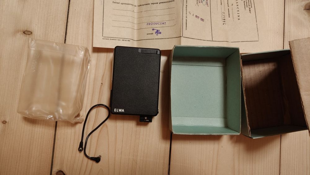 NOWA lampa błyskowa ELWA z 1985 roku