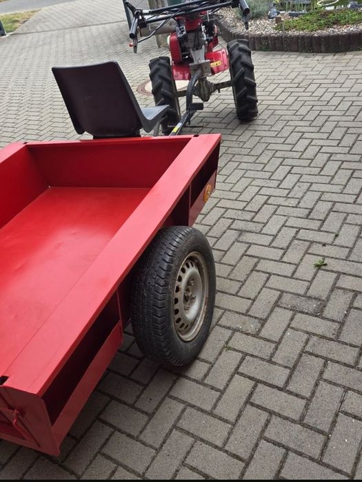 Traktorek Dzik Honda F810 + przyczepka.