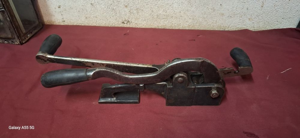Máquina de cintar antiga