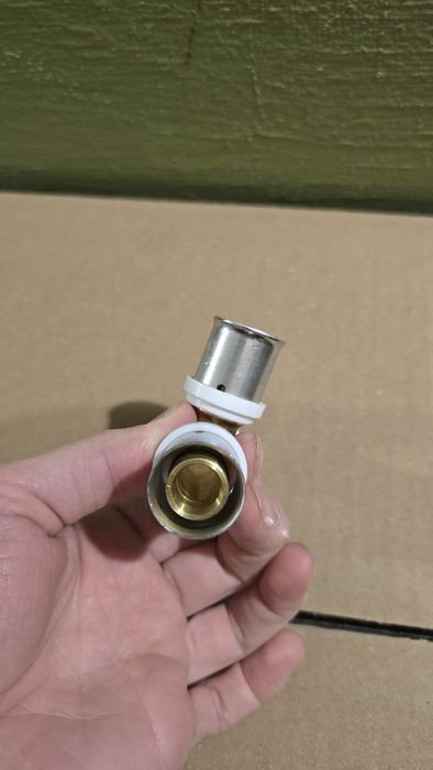 Прес-фітинг трійник Herz 20×20×20 (20x2/20x2/20x2). Press Herz 20x2