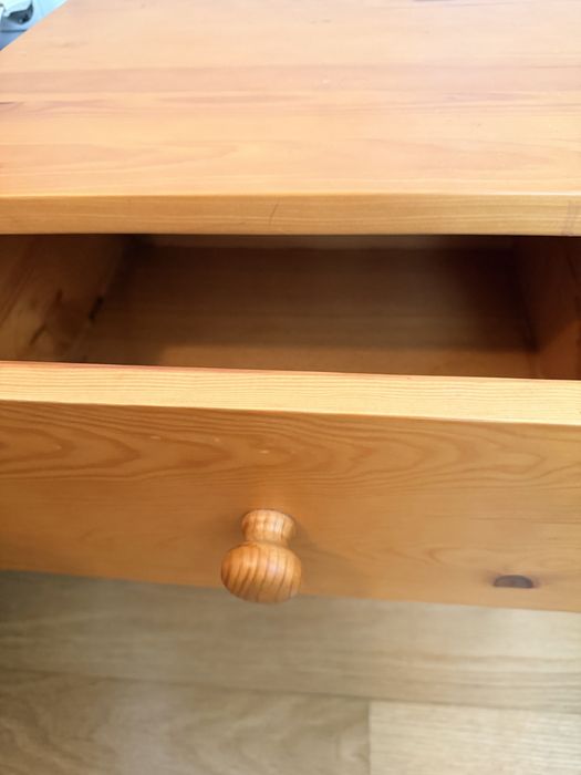 2 Mesinhas de Cabeceira por 40€