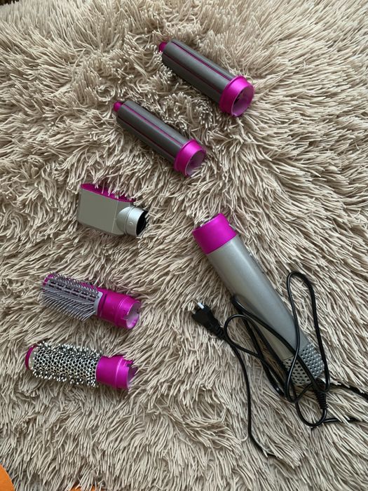 Стайлер для волосся з насадками 5 в 1 у шкіряному кейсі Dyson(б/у)
