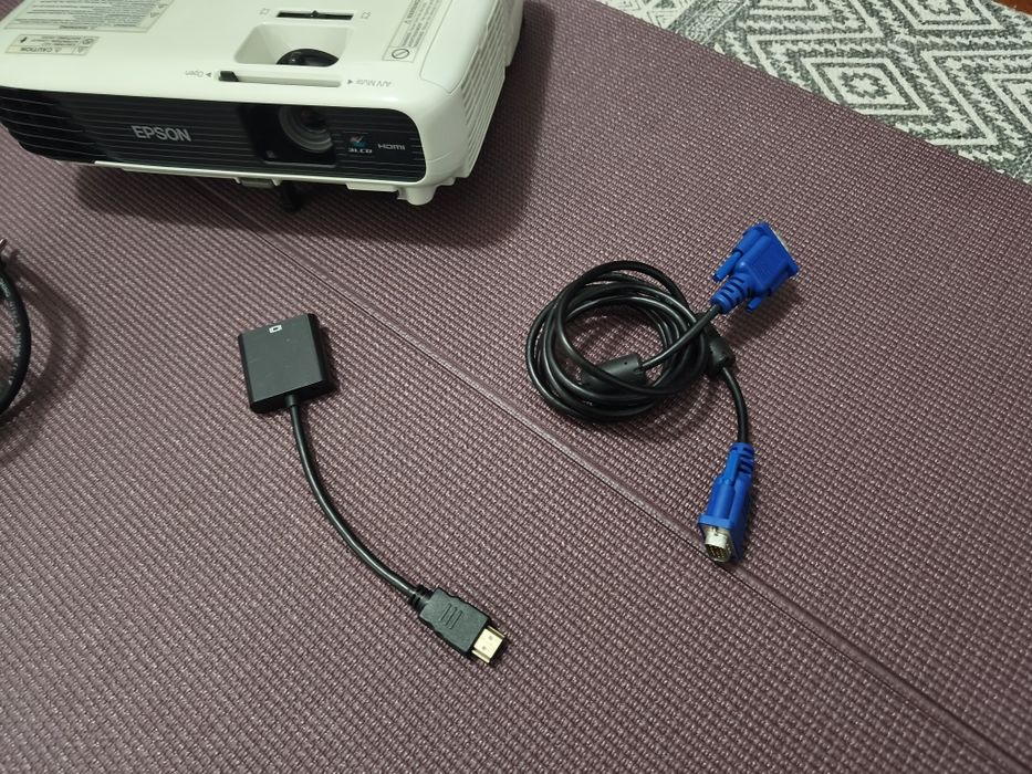 Projetor Epson EB-S04