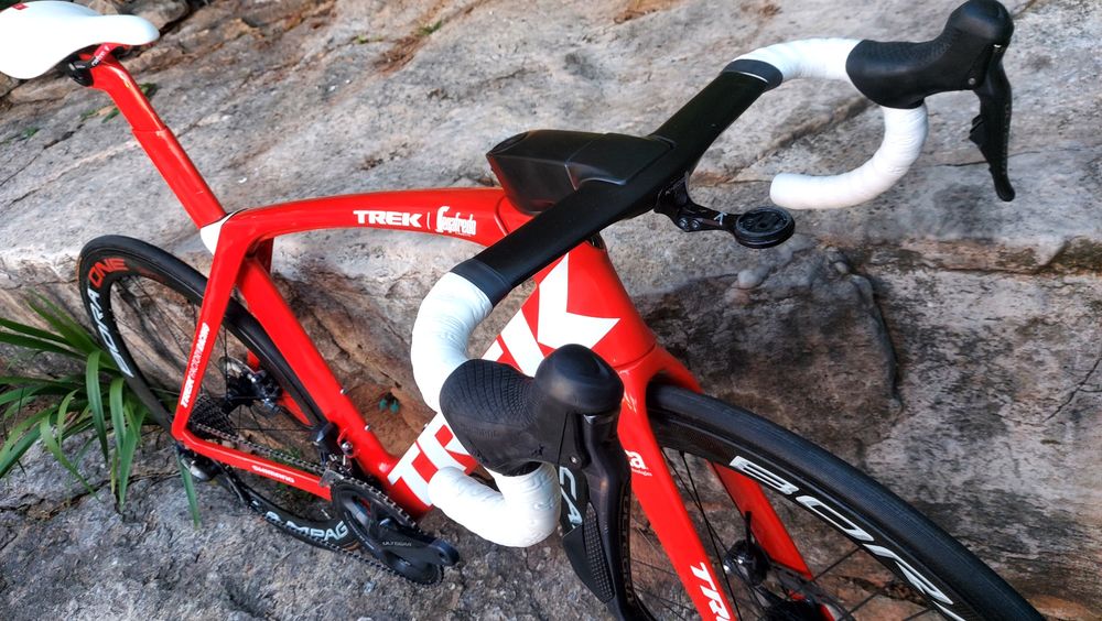 Trek Madone SLR 9 Disc – Carbono OCLV 700 – T56
