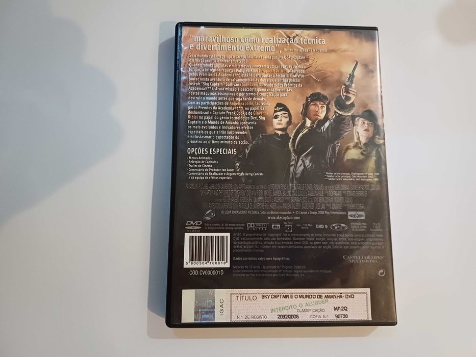 DVD Sky Captain and the World of Tomorrow, starring Angelina Jolie, Gwyneth Paltrow64398439829121121