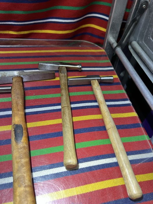 Martelos muito antigos da faniöi Jaguar