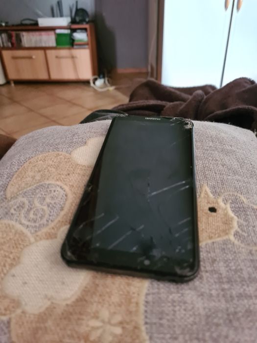 Smartfon Huawei y6 2018 atu-l21 dual sim mini jack micro SD kartonik