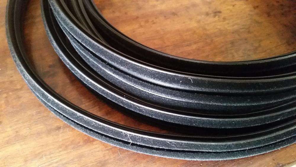 Borracha guia para vidros de carros antigos