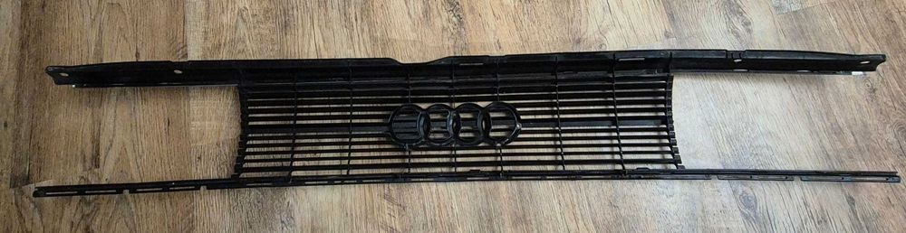 Grill Atrapa Audi 100 C 2 Oryginał  (76-82r.)