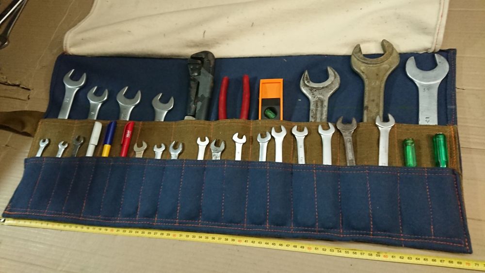 Чехол для разного...
Военное сукно.
Крепкий, мягкий, прочный, надежный