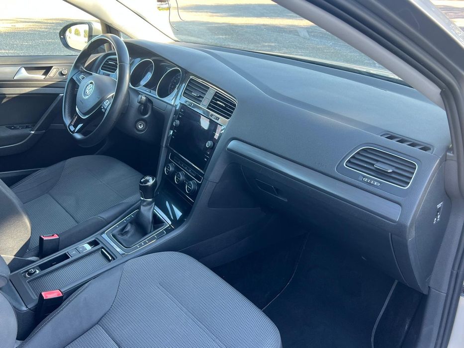 Volkswagen Golf Variant 1.6 tdi confortline
