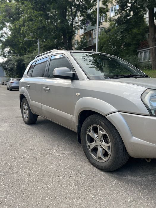 VIN KMHJN81VR9U966422 фото оголошення 5 з 13