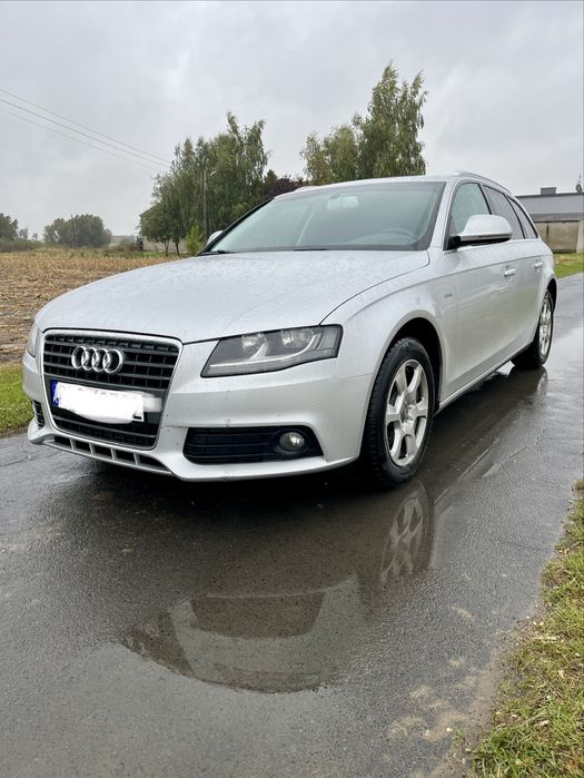 Sprzedam A4B8 2009r