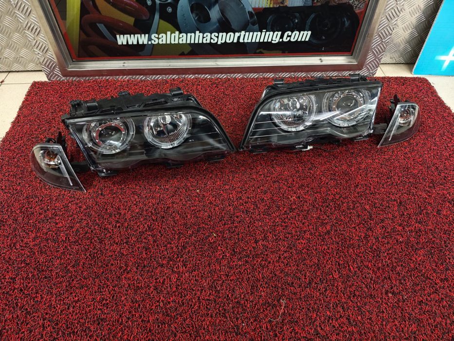Faróis Angel Eyes LED BMW E46 | Look M3 | Pretos | Prontos a Montar
