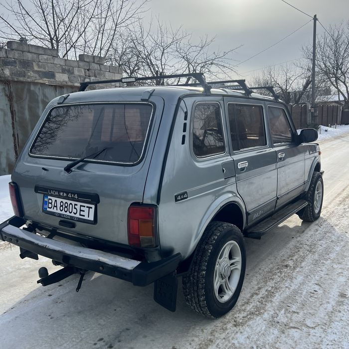 Продам инжекторною НИВУ