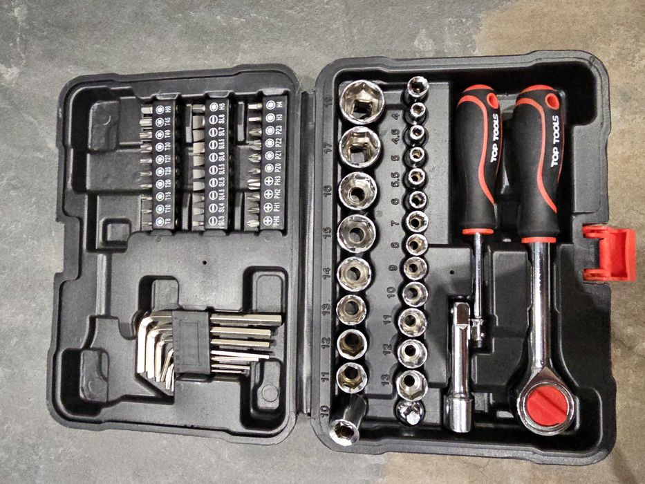 Zestaw kluczy nasadowych Top Tools 63szt