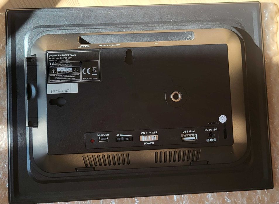 Elektroniczna ramka na zdjecia 7" lcd