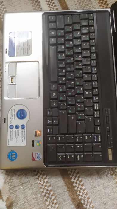 Продам ноутбук робочий