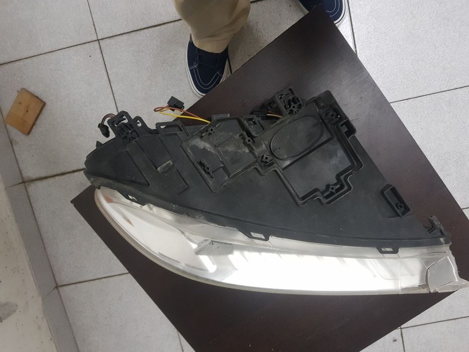 Farol esquerdo rhd  volvo v70III