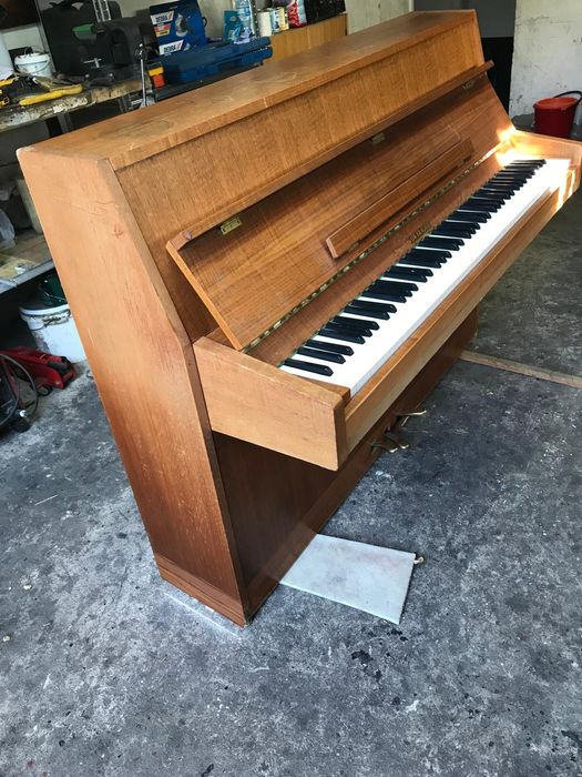 Sprzedam pianino