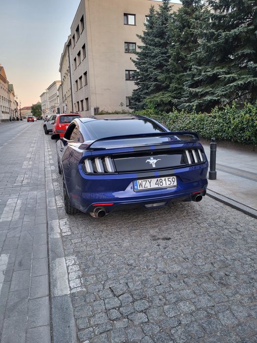 Ford mustang 3.7