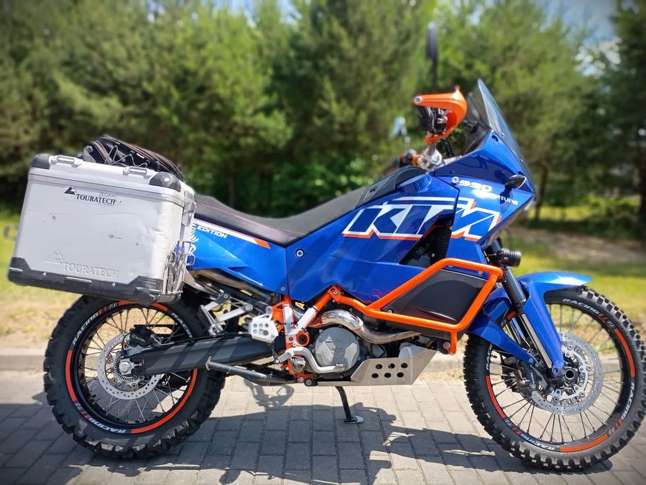 KTM