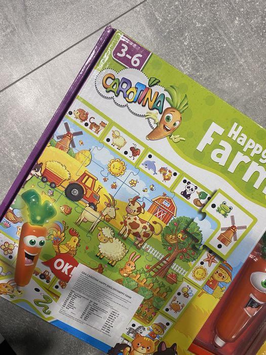 Gra planszowa z interaktywną marchewką