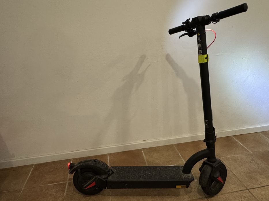 Trotinete Sharp EM-KS1AEU-B