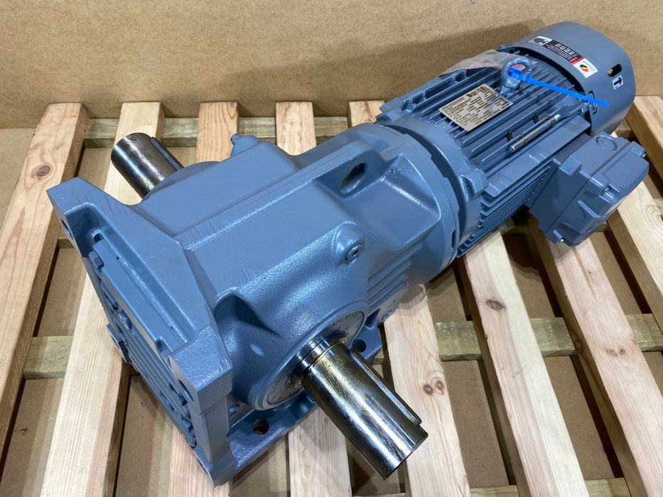 motoreduktor / przekładnia 3kW 25obr. HAMULEC SEW