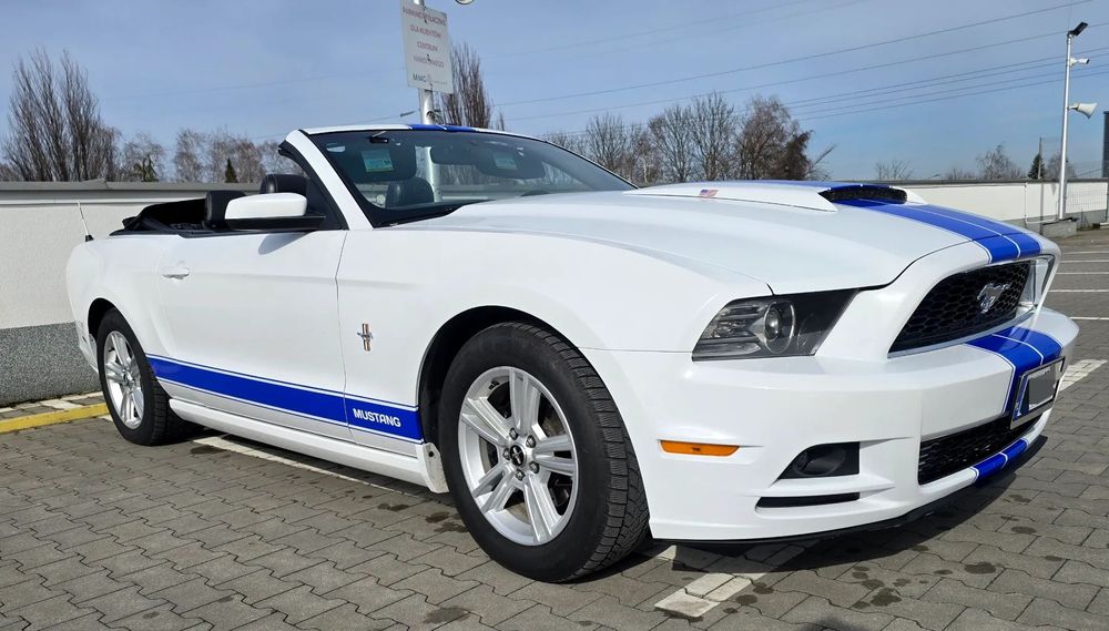 Ford Mustang Ford Mustang 3.7 Cabrio