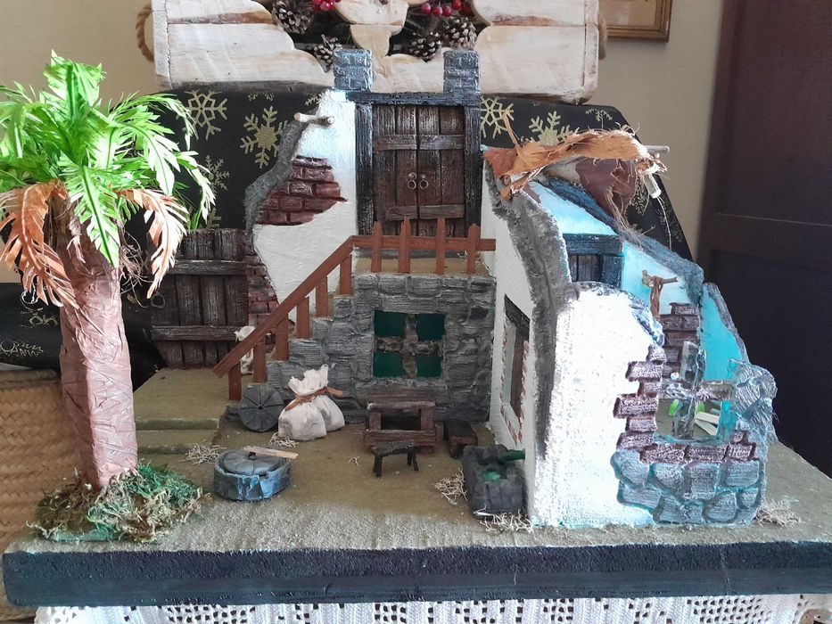 Vendo presepios feito totalmente a mao em materiais reciclaveis