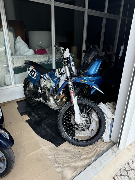 Husqvarna TE 250i Heritage 2024