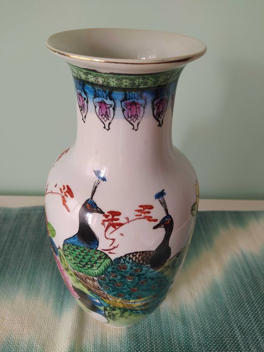 Jarra com pavões-antiga