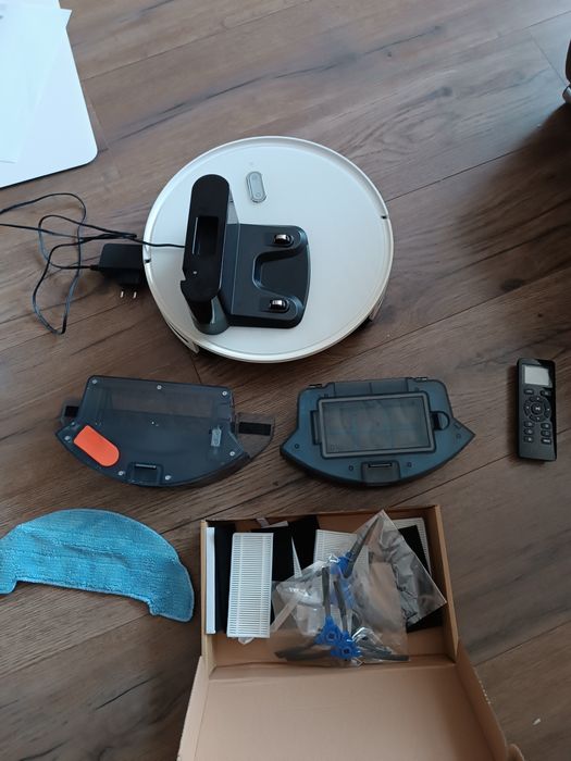 Robot sprzątający Setti RV 500 z wifi