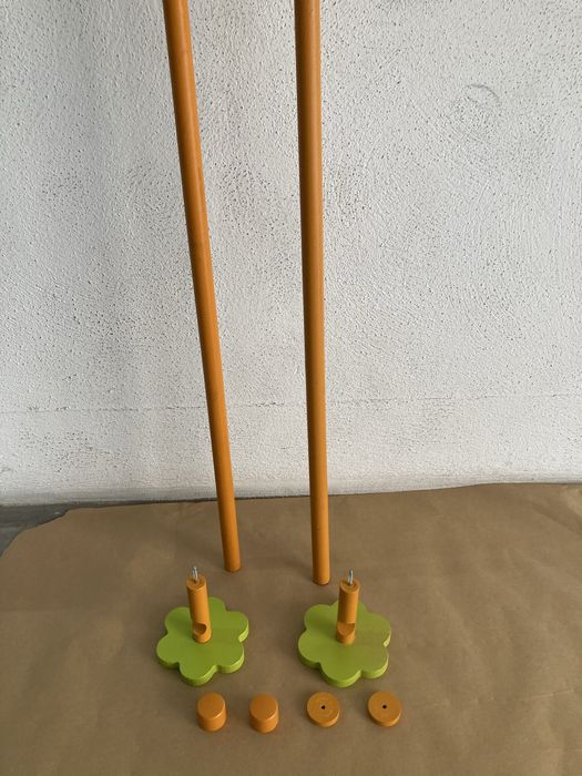 Conjunto varão + apoios para quarto de crianca e candeiro teto
