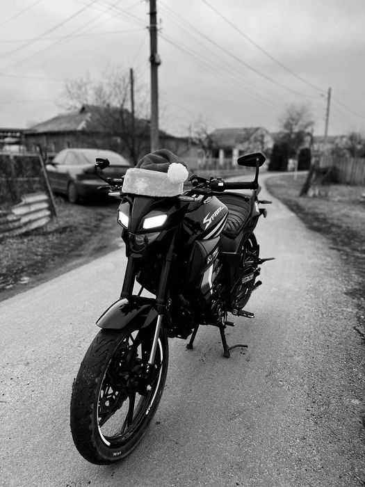 Продам спарк р33 250