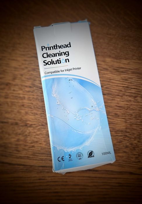 Płyn do udrażniania głowic drukarek.